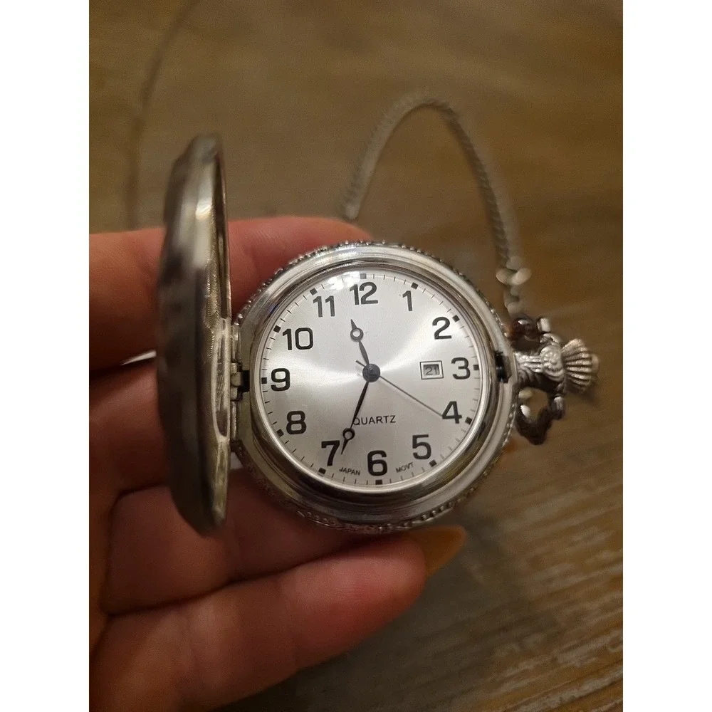 Vintage Steam Engine Train Quartz Pocket Watch Silver Gold Tone with Chain‎